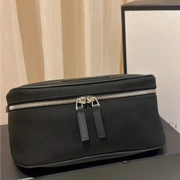 Authentic Gucci Black Techno Canvas Belt Bag✨ - Picture 4 of 15